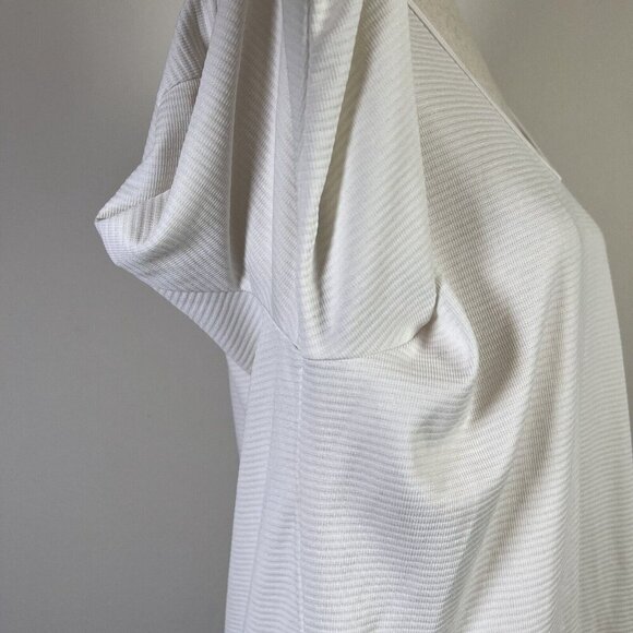 Seg'ments Essentials for Women Top XXL White Textured V Neck Soft Modal Tencel - Picture 9 of 15